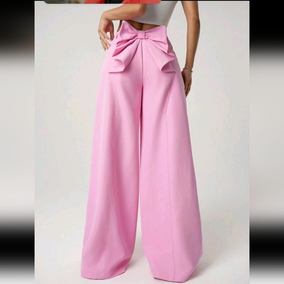 Women's Loose Fitting Pants With Oversized Bow Back Design - Picture 1 of 4